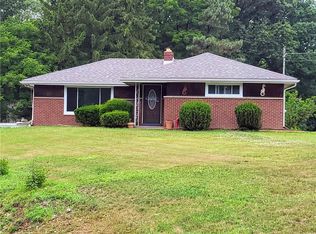 155 Bachman Rd, Natrona Heights, PA 15065