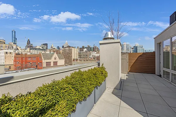 Rented by Compass | media 26