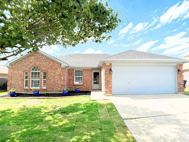 3913 Periwinkle Dr — Photo 13
