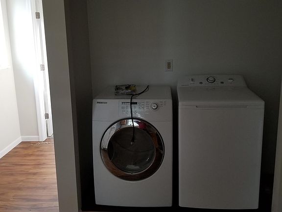 3rd image of 121 1/2 S 8th St