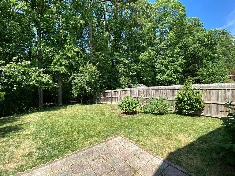 828 Homestead Park Dr — Photo 5