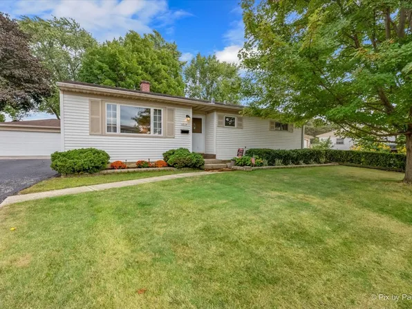 1617 Charles Dr, Glendale Heights, IL 60139