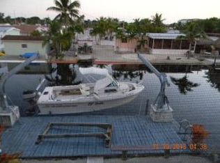 19 Mangrove Ln, Key Largo, FL 33037