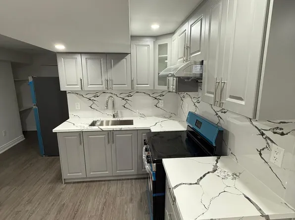 68 Saint Joan Of Arc Ave, Vaughan, ON L6A 2H2