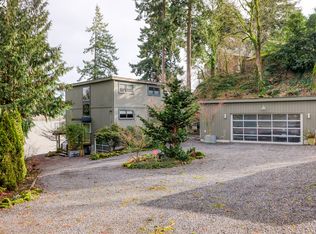 575 Grey Cliffs Dr, Saint Helens, OR 97051