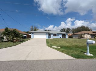 10621 Woodchuck Ln, Bonita Springs, FL 34135