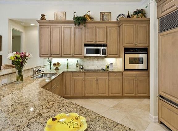 2nd image of 8791 Muirfield Dr