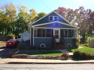 38 Moon St, Southbridge, MA 01550