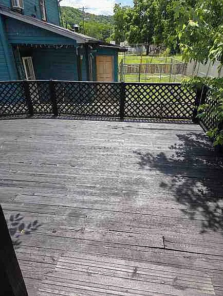 548 Heath St — Photo 14