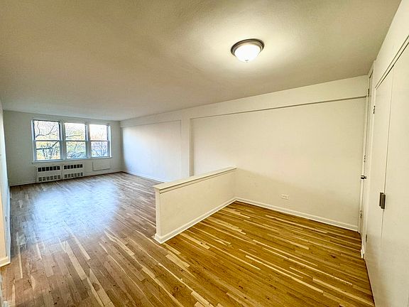 4th image of 465 E 7th St #5W