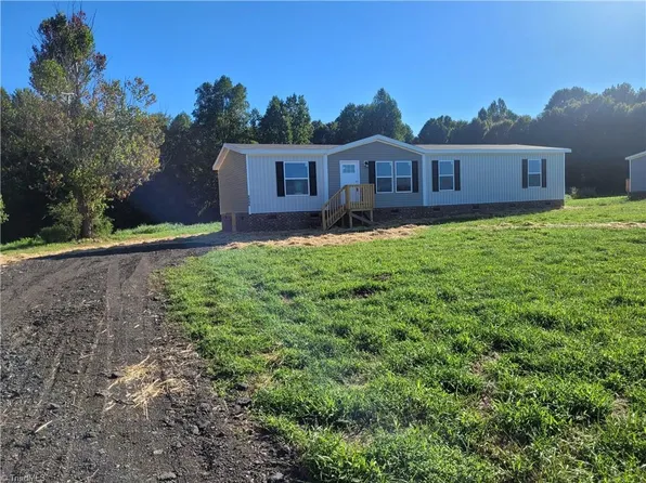 6996 Brooksdale Rd, Staley, NC 27355