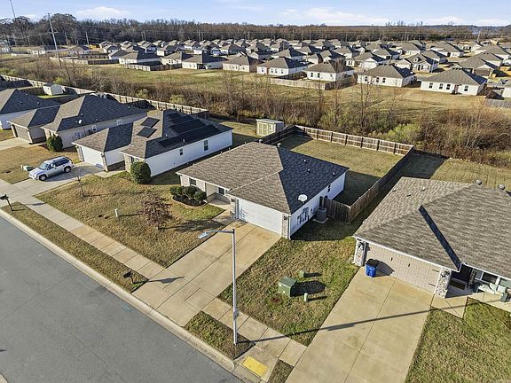5th image of 1801 Yarrow Dr