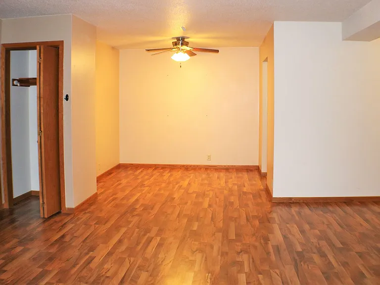 2050 Holiday Rd #B2 — Photo 5