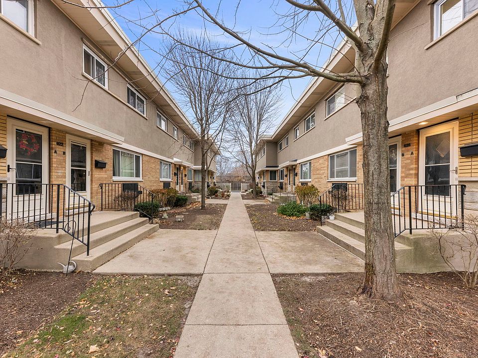 1st image of 626 S Milwaukee Ave APT A