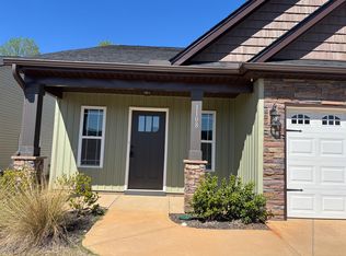1108 Cleve Gosnell Ln, Spartanburg, SC 29303