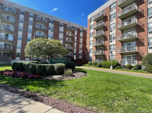 35 Park Ave, Suffern, NY