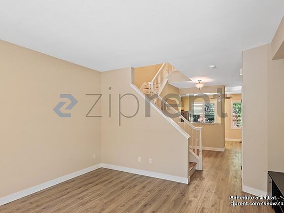 4th image of 139 Concord Cir