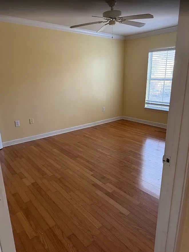 1 bed, 865 sqft, $1,300 — Photo 2