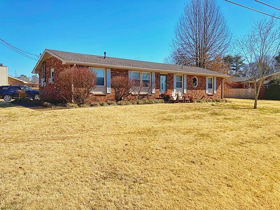 Front of 3 BD/1.5 BA