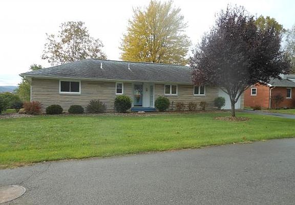 2nd image of 11014 Crestview Dr