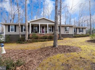 200 Happy Creek Rd #348, Locust Grove, VA 22508