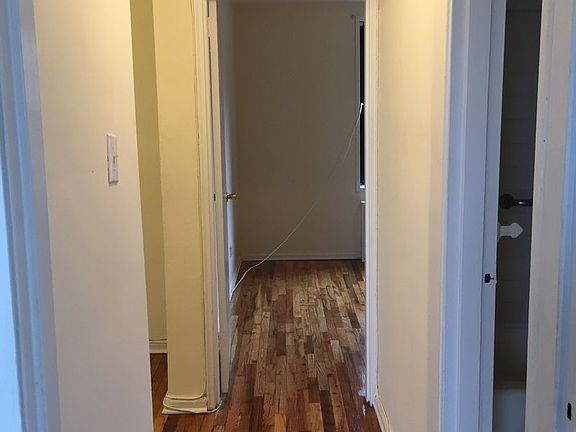 3rd image of 540 Ocean Pkwy APT 1K
