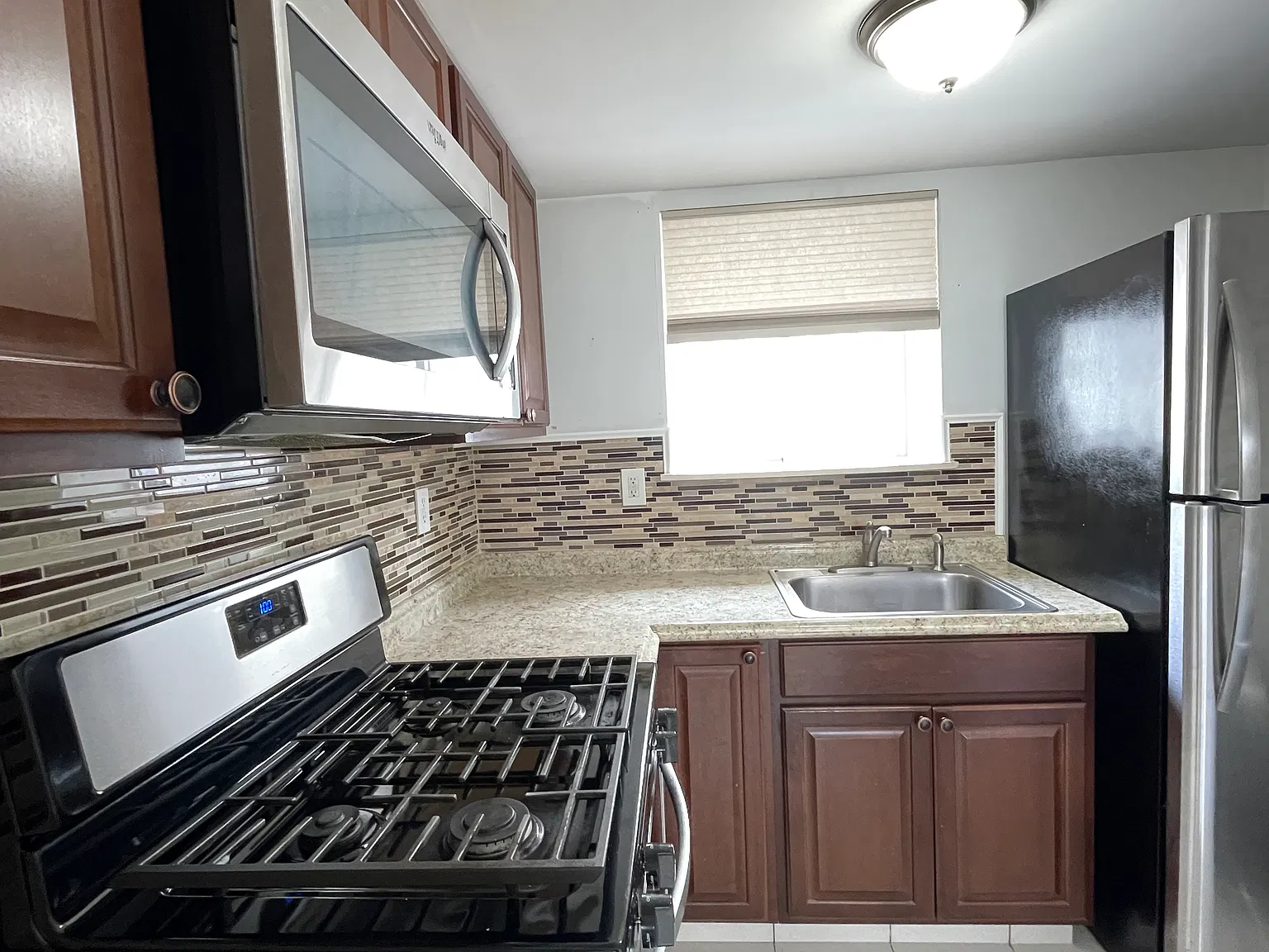 1 bed, 600 sqft, $1,700 — Photo 3