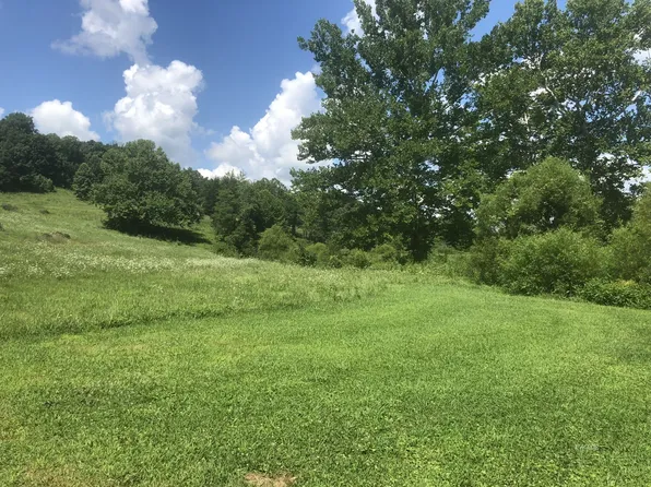 579 State Route 681 S, Athens, OH 45701