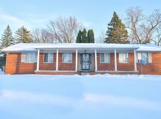 3522 Ridgecliffe Dr, Flint, MI 48532