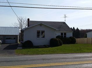 16 Lyons Rd, Fleetwood, PA 19522