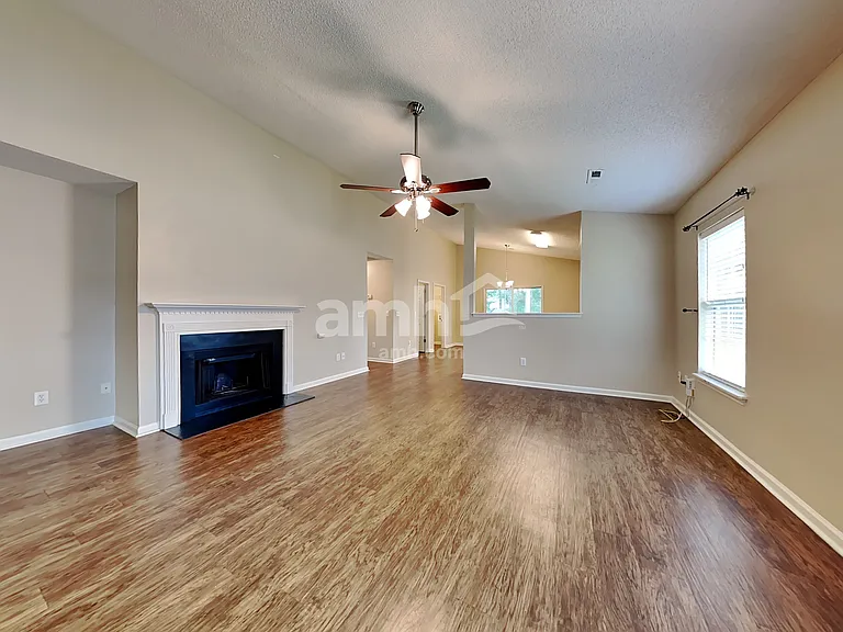 108 Elbow Cir — Photo 4