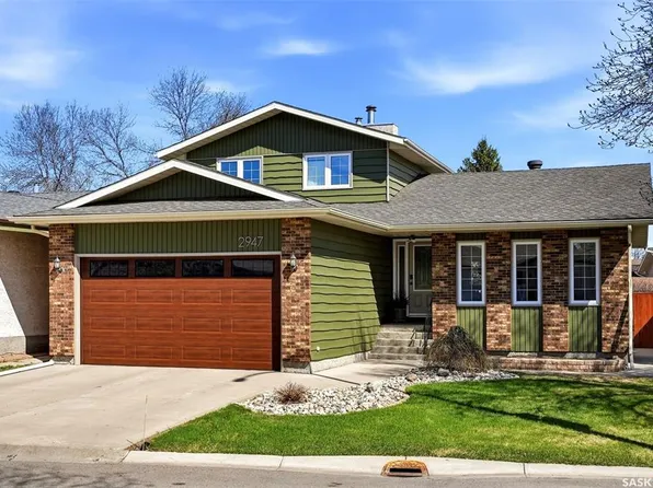 2947 More CRESCENT E, Regina, SK S4V 0T6