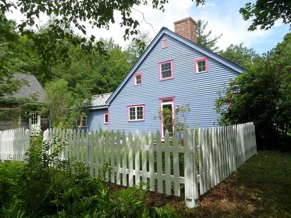 169 West St, Worthington, MA 01098