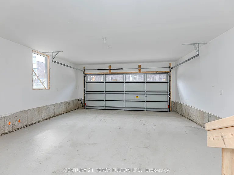 1695 Dersan St #809 — Photo 9