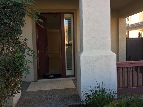 4th image of 1533 Danbrook Dr