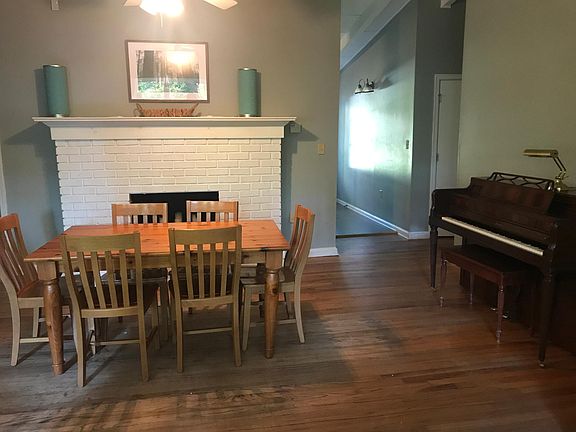 Dining room, opens to family room
