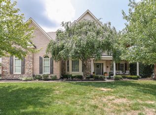 784 Silverleaf Dr, Greenwood, IN 46143