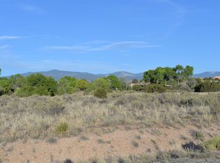 16 Loma Linda Rd, Espanola, NM 87532