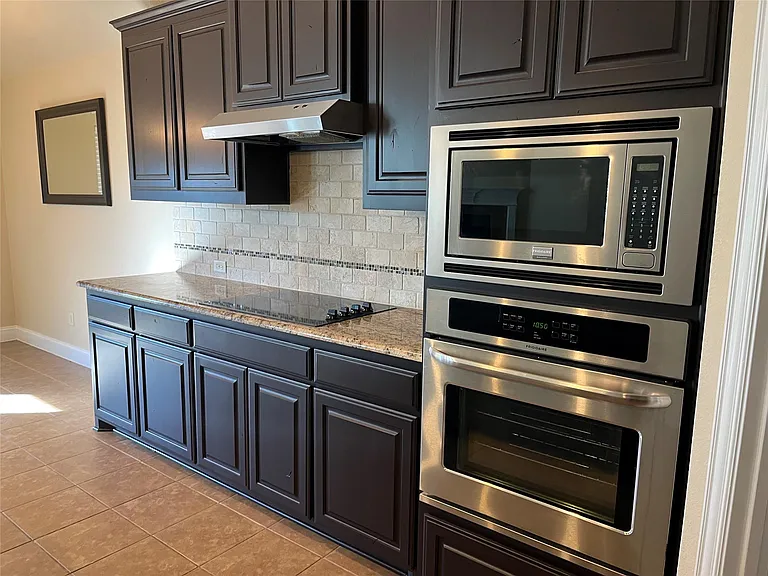 3826 Hyde Park Dr — Photo 13
