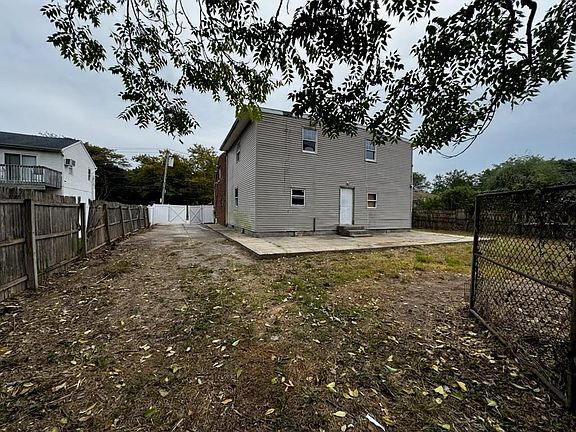 5th image of 1728 N Thompson Dr