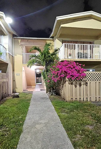 4210 NW 79th Ave #1E Photo 1