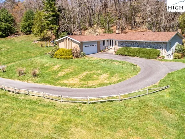 8423 US Highway 421, Deep Gap, NC 28618