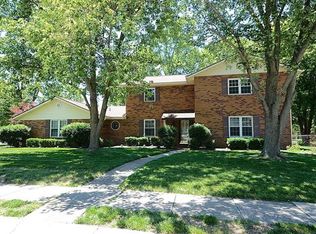 801 Meadowlark Dr, O Fallon, IL 62269