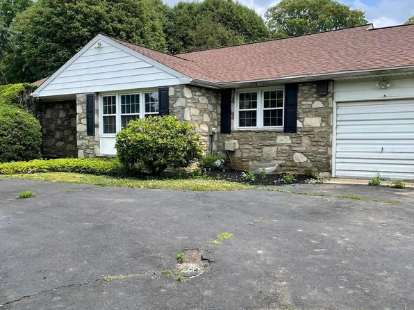 3843 Warfield Dr, Huntingdon Valley, PA 19006