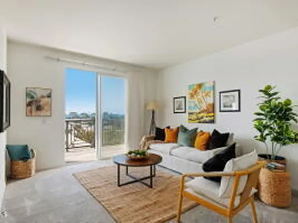 436 Poli St APT 301, Ventura, CA 93001