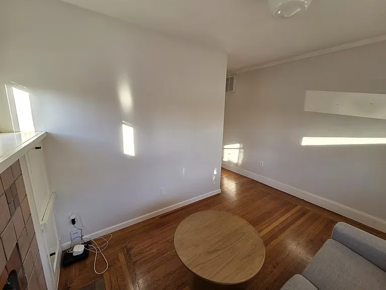 3916 Quigley St — Photo 4