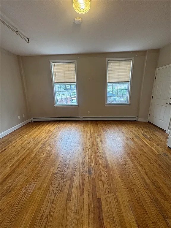 Studio, 1.0 bath, 400 sqft, $1,700 — Photo 3