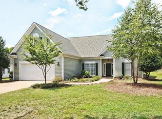 9429 Magnolia Estates Dr, Cornelius, NC 28031