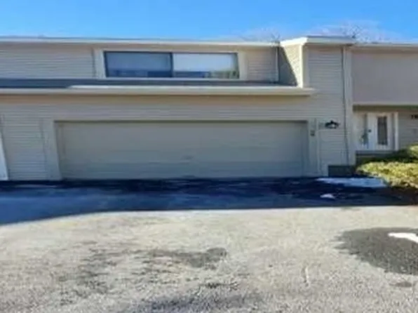 54 Samuel Dr, North Grafton, MA 01536