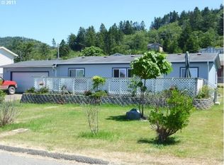 29435 Russell St, Gold Beach, OR 97444